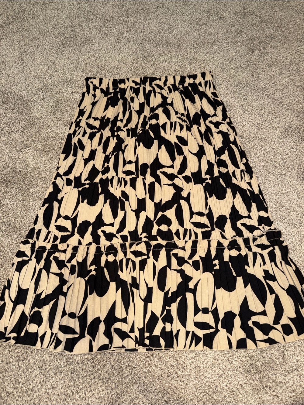 Alice Blue Black and Cream Abstract Pleated Midi Skirt